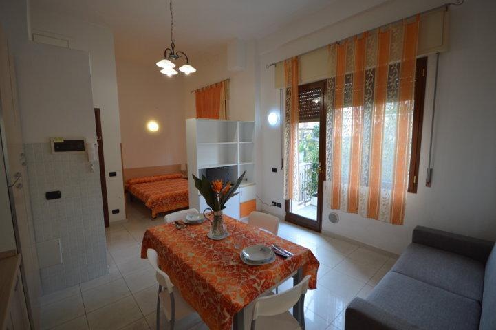 Riva Beach Apartment Riva Ligure Exterior foto